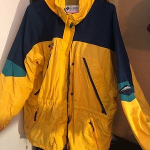 Vintage Women’s Columbia Tech Series Windbreaker